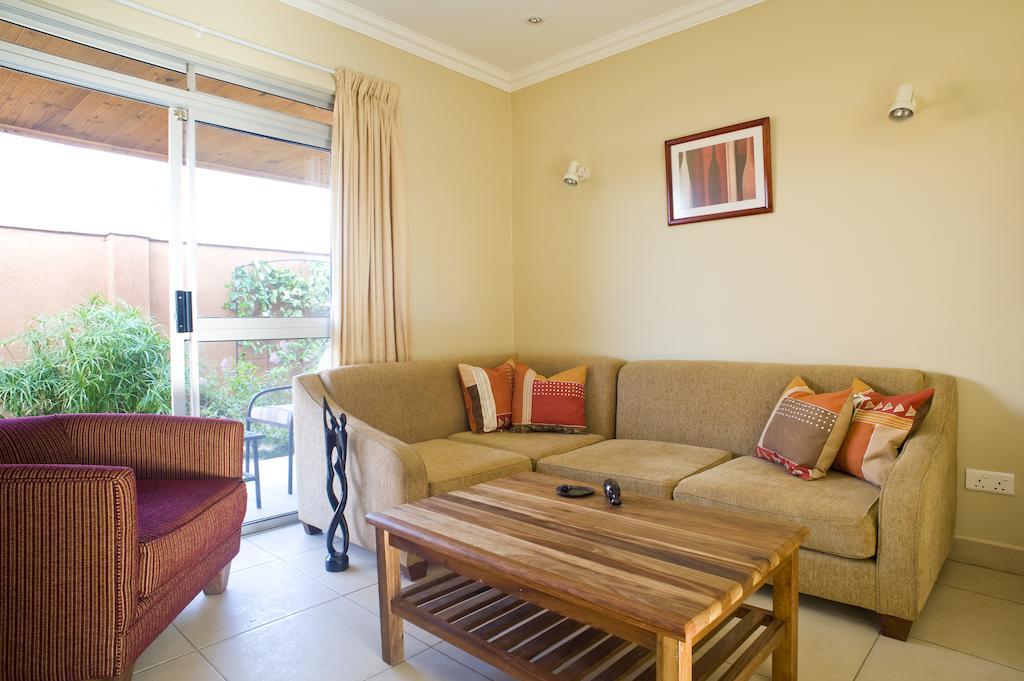 Shakespeare Court Serviced Apartments Λουσάκα Δωμάτιο φωτογραφία